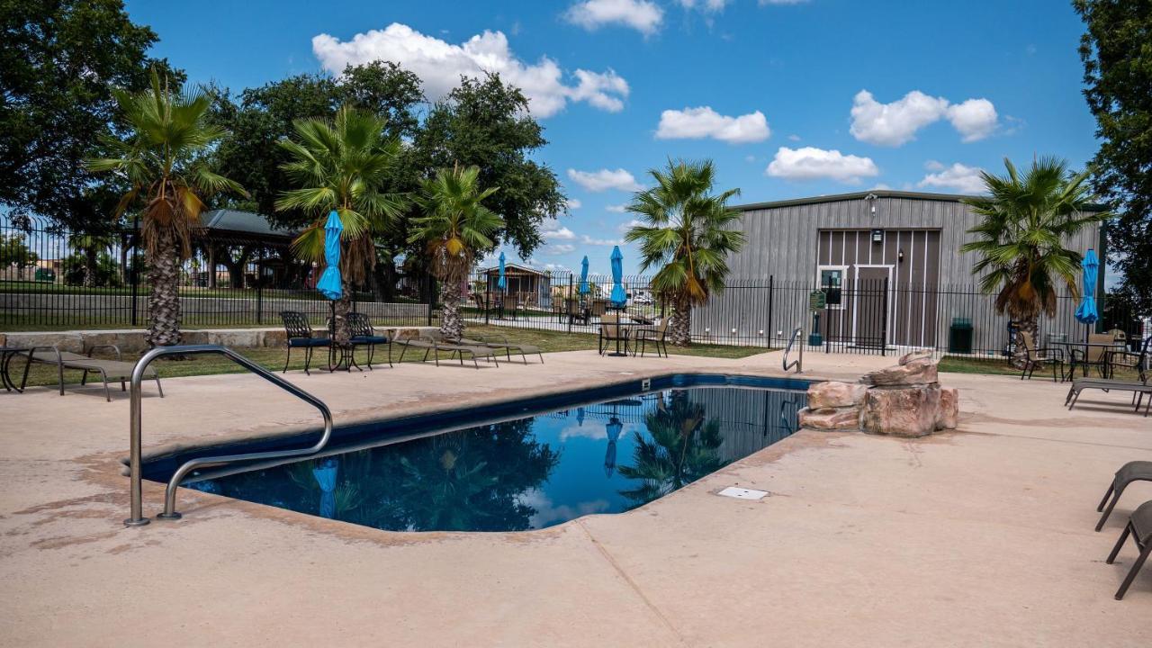 Rivercity Rv Park New Braunfels Zewnętrze zdjęcie
